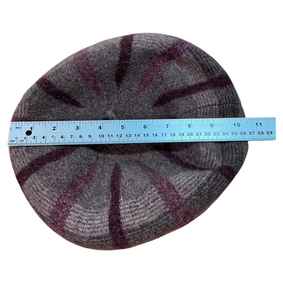 CANADIAN HAT 1918 Briana 100% Wool Knit Plaid Beret Purple Taupe O/S - Picture 6 of 7